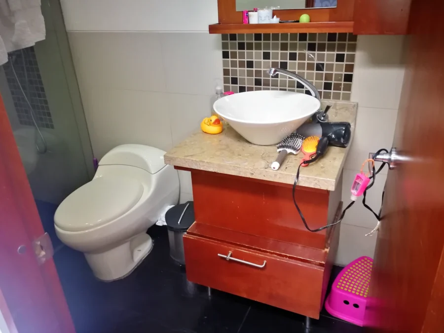 Dúplex en venta en Bosque Calderón, Chapinero baño