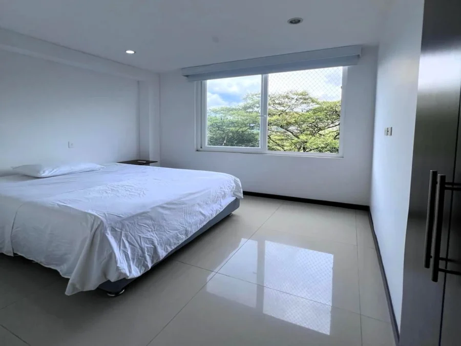 Apartamento esquinero en venta en Caudal Oriental, Villavicencio – Edificio Montebello primera habitación