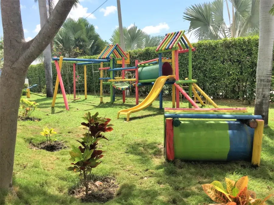 Casa en venta en Los Tamarindos Girardot parque infantil