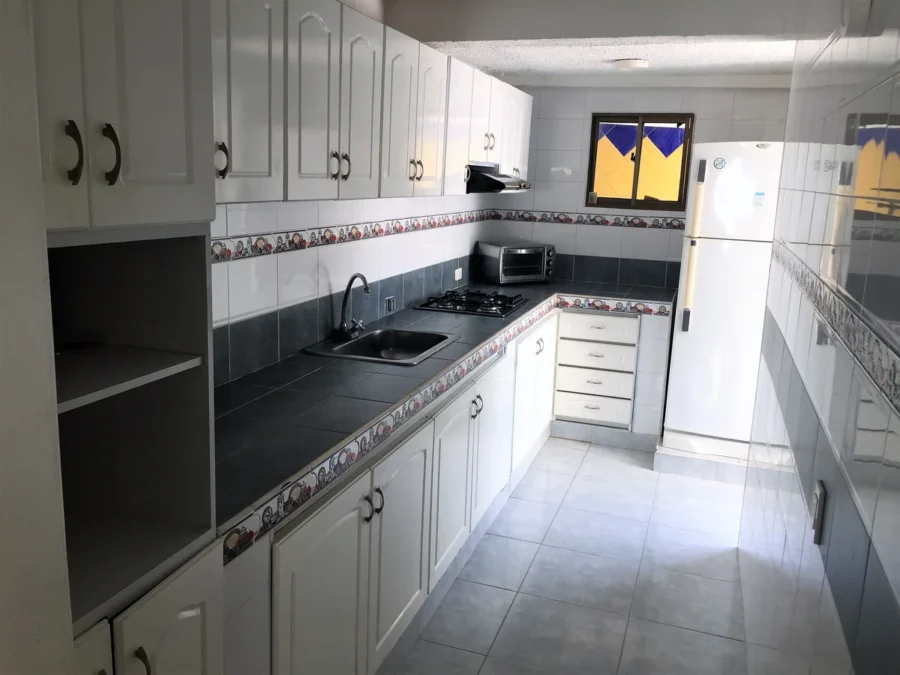 Casa en venta en Los Tamarindos Girardot cocina