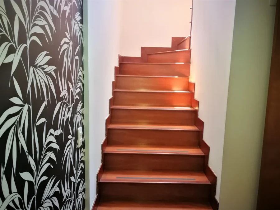 Dúplex en venta en Bosque Calderón, Chapinero escalera al segundo piso