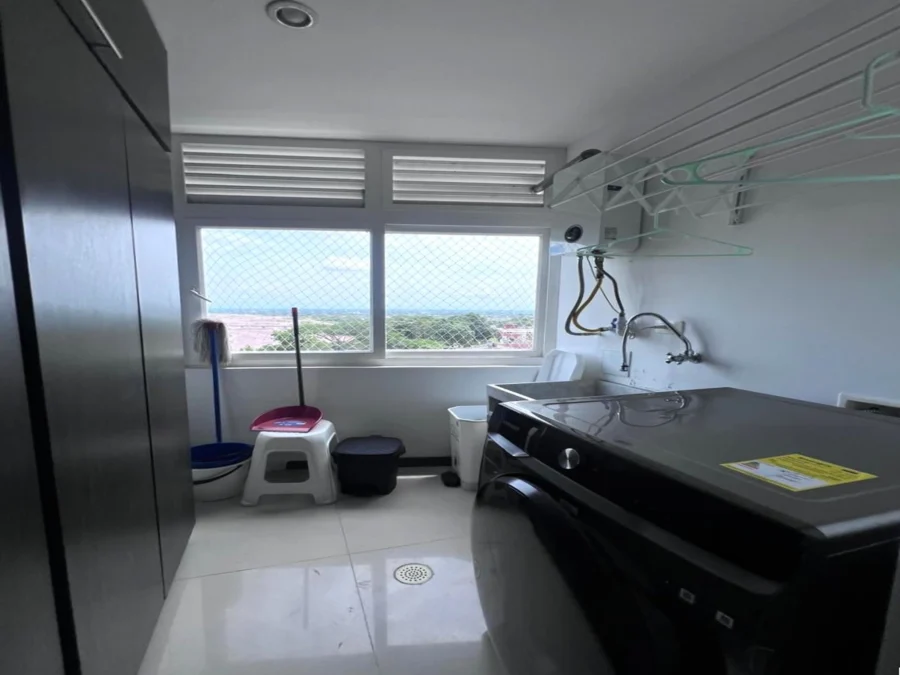 Apartamento esquinero en venta en Caudal Oriental, Villavicencio – Edificio Montebello zona de lavandería