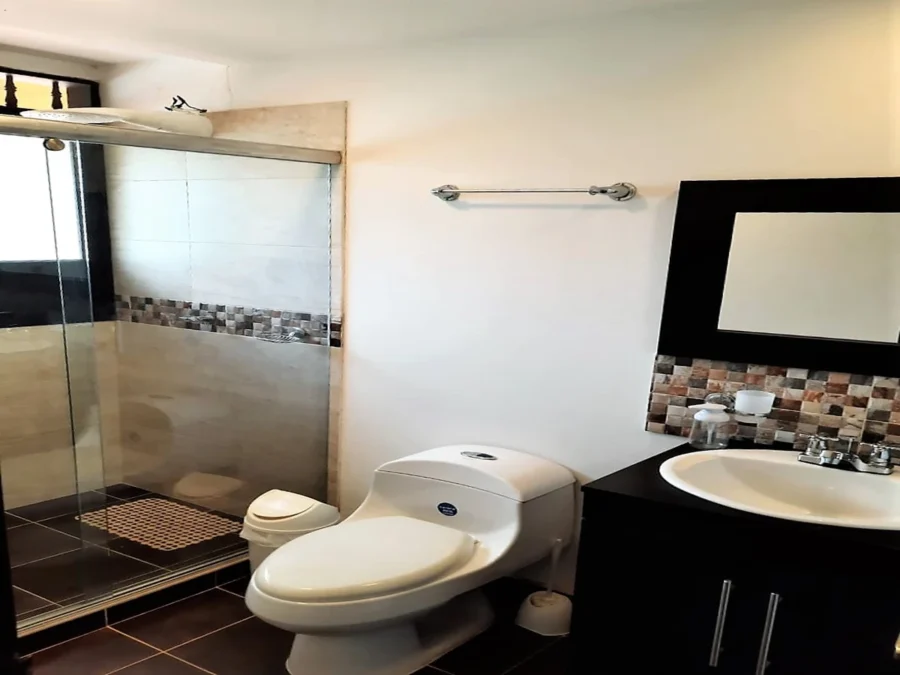 Casa quinta en venta en Villavicencio – Condominio El Laguito tercer baño